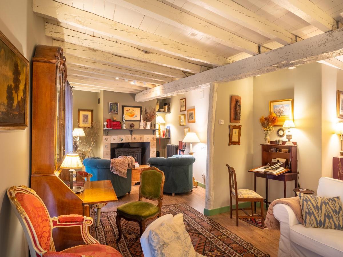 Encantadora Casa De Pueblo Con 5 Hab. En Burgos Santo Domingo De Silos Luaran gambar