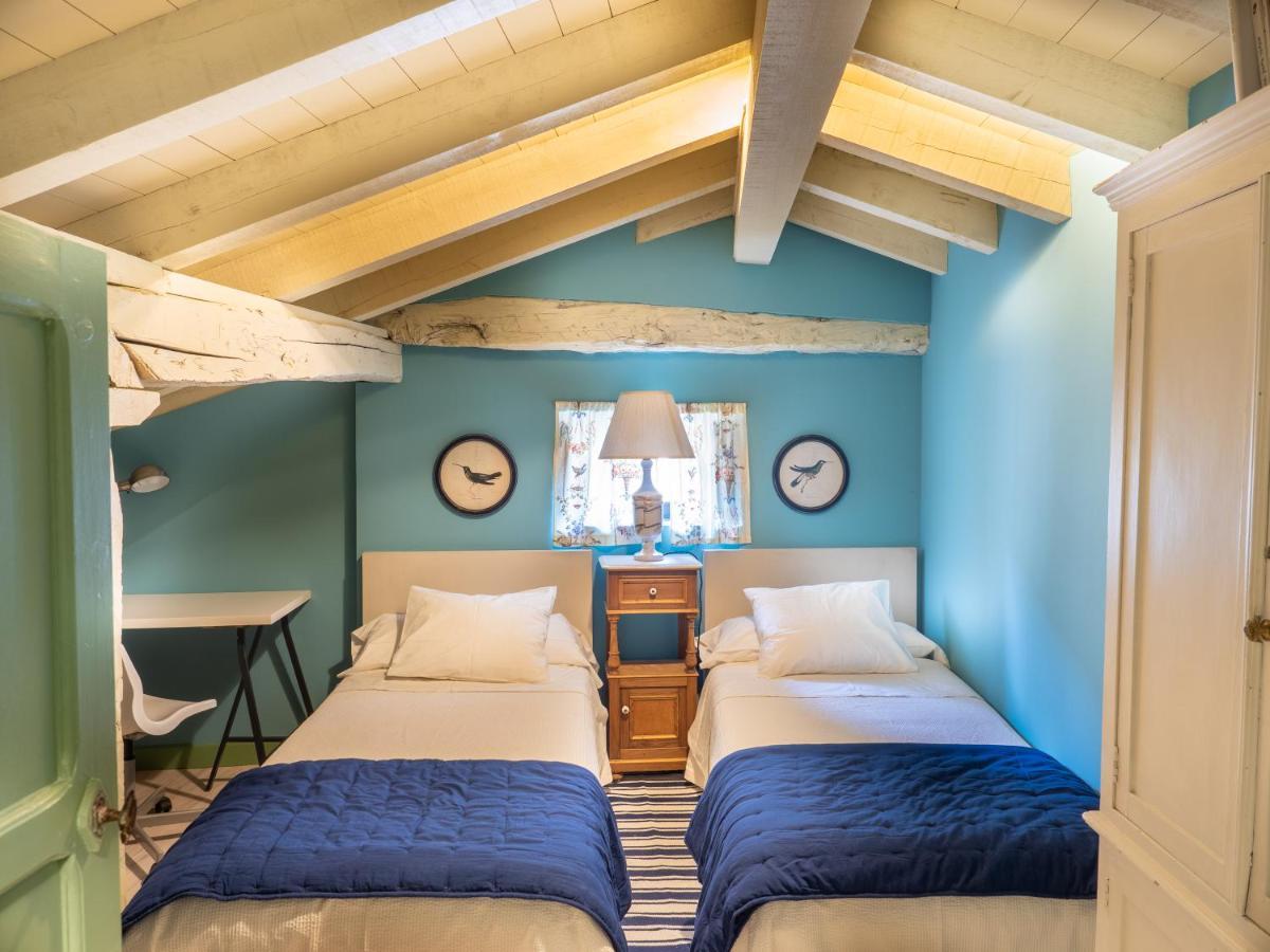 Encantadora Casa De Pueblo Con 5 Hab. En Burgos Santo Domingo De Silos Luaran gambar