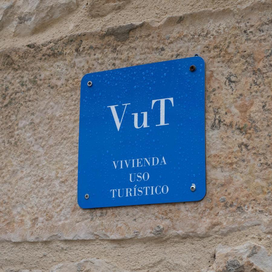 Encantadora Casa De Pueblo Con 5 Hab. En Burgos Santo Domingo De Silos Luaran gambar
