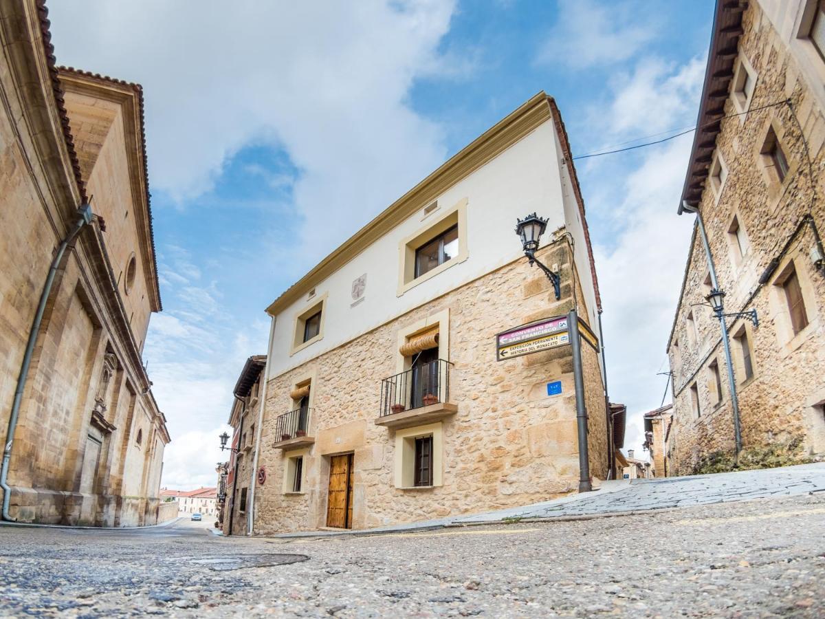 Encantadora Casa De Pueblo Con 5 Hab. En Burgos Santo Domingo De Silos Luaran gambar